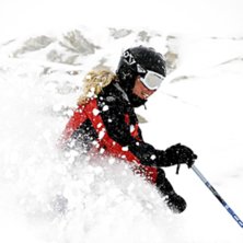 Det bara dumpar ner sn&ouml;, lektionen avbryts och vi. Foto: Ola Rockberg. &Aring;kare: Anna Svensson.