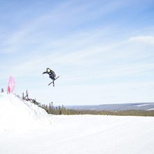 Hur mycket jag &auml;n f&ouml;rs&ouml;ker, kan jag inte retwee. Foto: Salomon Jib Academy.