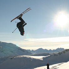F&ouml;rsta backflipen ^^. Foto: Claes-G&ouml;ran Klockar. &Aring;kare: Per Nohlert.