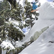 Erik droppar ett av tv&aring; drop p&aring; rad. Det va ett . Foto: Per Nyberg. &Aring;kare: Erik Rasmusson.