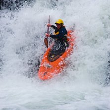 Paddlade ett fall p&aring; n&aring;gra meter. riktigt nice!. Foto: David Kling-Odencrants. &Aring;kare: Ebba Kling-Odencrants.