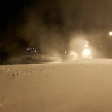 Vi lager sn&oslash; p&aring; Trollvann 
Vi lager sn&oslash; p&aring; Tro.