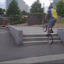 hopp uppf&ouml;r trappa . Foto: bazze. &Aring;kare: Anton svensson.