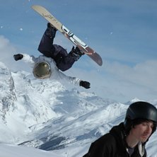 Flipping away. Foto: Fox. &Aring;kare: Kristofer.