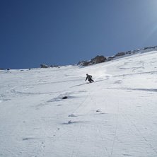 H&auml;rlig kallsn&ouml; en mycket solig dag i Sportgastei. Foto: Kalle. &Aring;kare: Anders Pettersson.