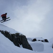 &Aring;kare: Henrik Johansson.