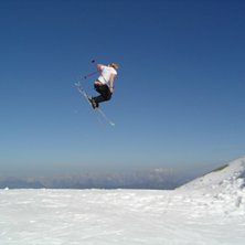 &Aring;kare: Carl Rundqvist.