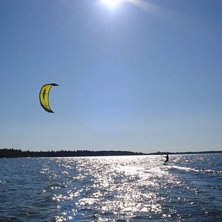 &Auml;ntligen ut p&aring; vattnet efter vintern! svag vind . Foto: Bj&ouml;rn Ahlskog (Flowbrow). &Aring;kare: Jonathan bj&ouml;rkskog.
