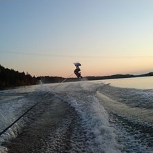 Wakboardkv&auml;ll i denna tidiga sommar.
Fina fisken. Foto: Simon Del&eacute;r. &Aring;kare: Basse Del&eacute;r.