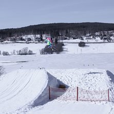 Avslutning i sidsj&ouml;backen . Foto: Fredrik Thurefj&auml;ll. &Aring;kare: Robin Nordin.
