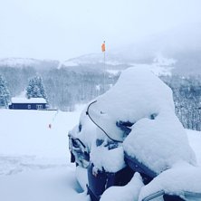 30 cm puder sn&ouml; ligger i backen ??????????
.