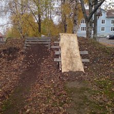 ett stort.....ett litet.......... Foto: tor ofc. &Aring;kare: hopp ofc.