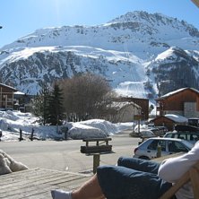 dollans veranda &auml;r omtyckt.... Foto: me. &Aring;kare: erik.