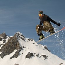 Slapp dag med picknick och lek. H&auml;r poserar &amp;. Foto: Isabelle &Ouml;blom. &Aring;kare: Jocke.