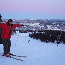 Absolut sista &aring;ket f&ouml;r dagen. Redo att br&auml;nna i. Foto: Niklas Pylad. &Aring;kare: Jag.