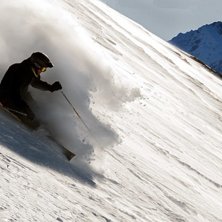 Parma k&ouml;r s&aring; det ryker i Kaprun!. Foto: Erik Hammarsten. &Aring;kare: Petter &amp;quot;Parma&amp;quot; Elfsberg.