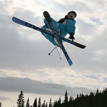 Ett g&auml;ng som k&ouml;r p&aring; lite h&aring;rdare i parken. Det. Foto: Keith R&ouml;nnberg. &Aring;kare: Ok&auml;nd Norrman.