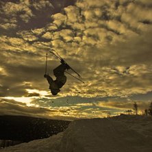 &Aring;rets f&ouml;rsta hopp, inte spec stort men men, . Foto: Andreas Utsi. &Aring;kare: Johan Mannerstr&aring;le.