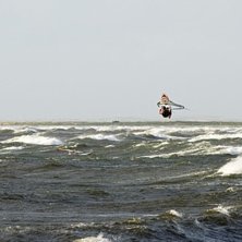 Stenh&aring;rd vind under tv&aring; dagar byggde upp fina v�. Foto: Martin P&aring;lsson. &Aring;kare: ok&auml;nd.