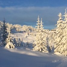 Perfekte forhold i bakken
-7 p&aring; toppen, -13 i bun.