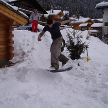 V&aring;r lilla snowskatekicker som vi lekte p&aring; n&auml;r s. Foto: Calle M. &Aring;kare: Pontus Carlsson.