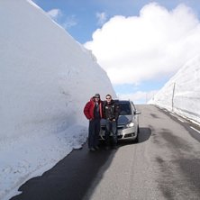 Hyggligt med sn&ouml; p&aring; 17 maj!. &Aring;kare: Opel Zafira.