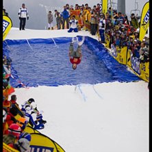 Waterslide contest i Spieljoch.
Sk&ouml;n BF av en lo. Foto: Christian &Aring;kesson. &Aring;kare: N&aring;gon local.
