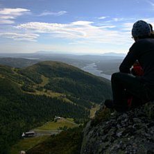 Vandring med svenska skidl&auml;rarlinjen fr&aring;n skutan. Foto: Klas Emanuelson. &Aring;kare: Daniel Garcia.