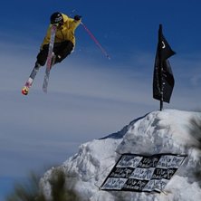 V&aring;ren &auml;r juh lek!. Foto: Fredrik s&auml;venberg, Tiny Penis Productions. &Aring;kare: P&auml;r Hansson.