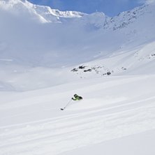 Foto: Erik Larsson. &Aring;kare: Mikael Roos.