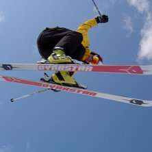 Jake the snake poserar i luften.. Foto: Perre. &Aring;kare: Jake the snake.