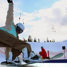 50/50 Tailpress p&aring; bordet under Frankerhauser &am. Foto: Tobias Ekelund. &Aring;kare: Charli.