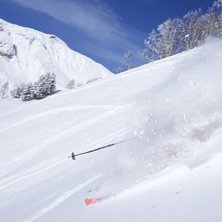 @Dannjell. &Aring;kare: Danniel Bolander.