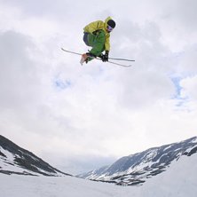 En fet norrman hoppade p&aring; ett hopp, det var fr&auml;c. Foto: Joakim Croy. &Aring;kare: Mathias Vinje.