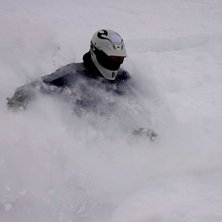 Underbart &aring;k d&auml;r jag pumpar 40cm champagne powde. Foto: Lucas Skalleberg. &Aring;kare: Max Larsson.