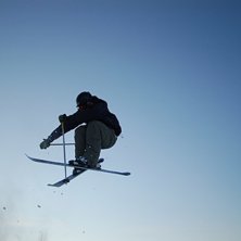 360 men en crossad nosegrab. Foto: Daniel Eriksson. &Aring;kare: Viktor Sandin.