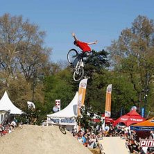 tucknohand in vienna... Foto: fabian brugger. &Aring;kare: Jimmy Fors.