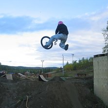 Tailwhip f&ouml;rs&ouml;k, satt den inte men var n&auml;ra.. Foto: Niklas/Patrik dont know. &Aring;kare: Jag (Anton).