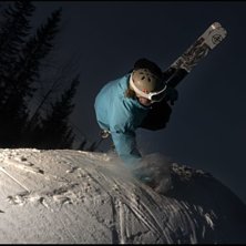 Photosession i Kungsberget!
Handplant &ouml;ver en sn. Foto: Anton Bj&ouml;rkman. &Aring;kare: Adam Sj&ouml;blom.