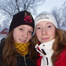 Jag och syrran hemma i &Ouml;rebro. Foto: Jag.