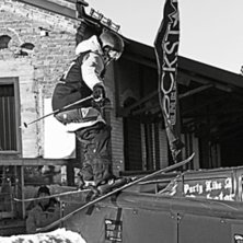 [F&ouml;rsta g&aring;ngen jag fotar &amp;quot;skid/br&auml;d &aring;. Foto: Rebecka Rosenqvist. &Aring;kare: Adam Reivant.