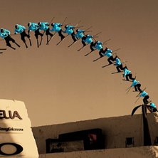 Jacob i 360 t&auml;vlingen med en tail grab samtidigt . Foto: Kristoffer Andersson. &Aring;kare: Jacob Wester.