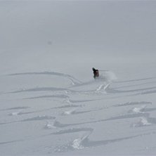 Foto: Peter Conn&eacute;e. &Aring;kare: Vilhelm Hultgren.