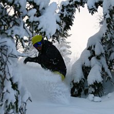 Pudder og vakker natur ved Namdals folkeh&oslash;gskole. Foto: Kurt Are Lona. &Aring;kare: Baldur Sn&aelig;r Svensson.