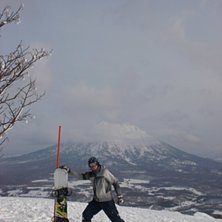 Exercis med Mt Yoeti i bakgrunden.. Foto: Frida. &Aring;kare: Kapten Fredholm.