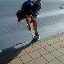 Jag har l&auml;rt mig et nyt trik. Foto: Emil. &Aring;kare: Matte.