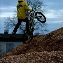 jag i en b&ouml;rjan av en tail whip!
:D. Foto: jonathan birkemyr. &Aring;kare: jag.