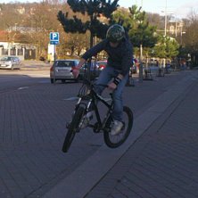 haha mycket 180 nu :P men denna e jag stolt &ouml;ver . Foto: Billy Kimhed. &Aring;kare: Oscar Fax&eacute;n.