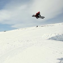 &Aring;kare: magnus krogstad (meg).