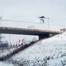 lite jibb p&aring; campus i lule.. Foto: Mats Kahlstr&ouml;m. &Aring;kare: Ola Ericson.